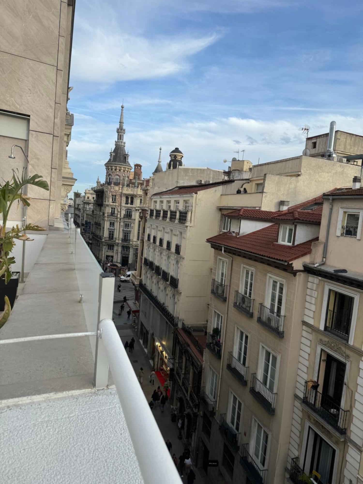 Center City, Puerta Del Sol Terraza Lägenhet Madrid Exteriör bild